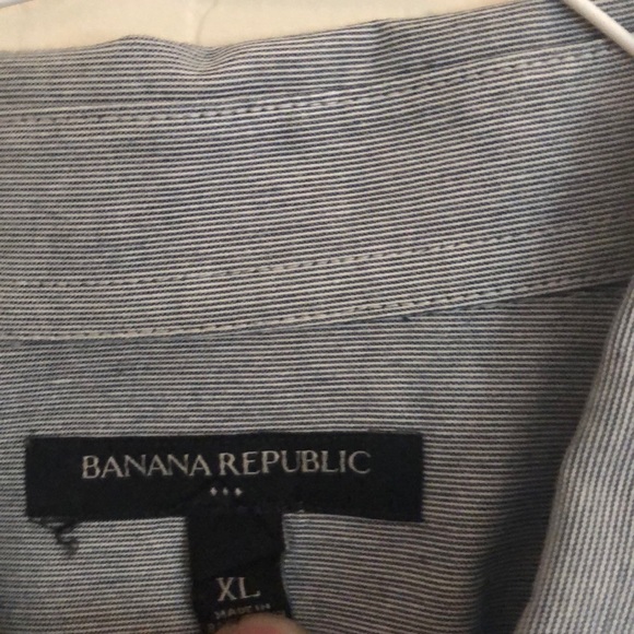 Banana Republic Button shirt - Picture 2 of 3